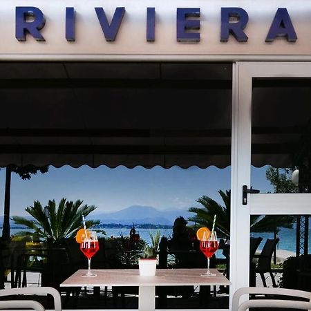 Hotel Riviera Дезенцано-дель-Гарда Экстерьер фото